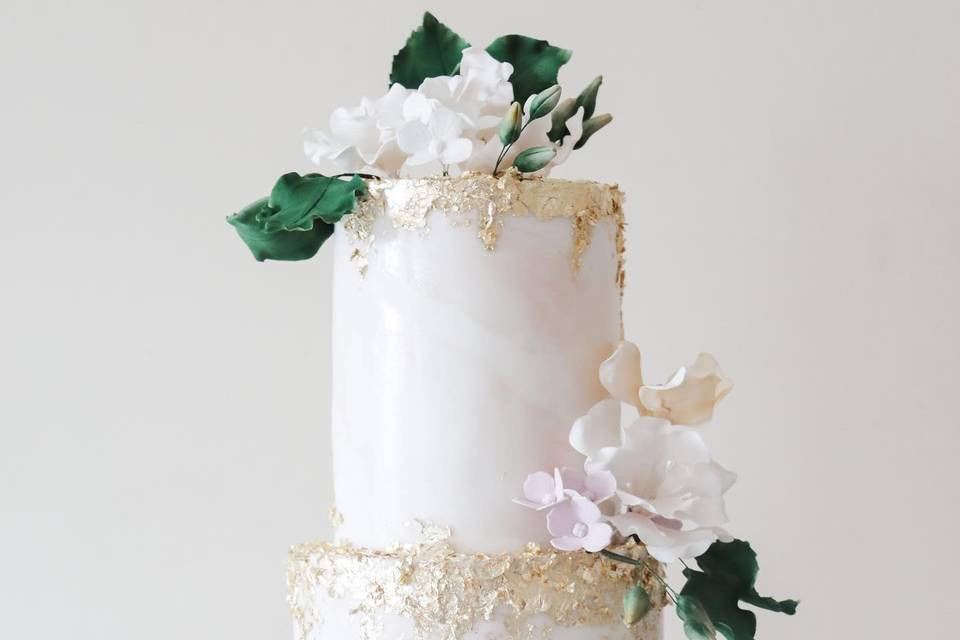 White petal wedding cakes